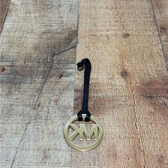 Black saffiano leather replacement Strap with Gold MK bag Charm - Picture 13 of 13